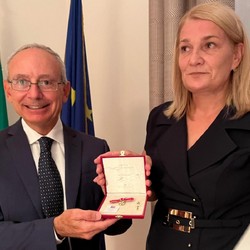 Jasmina Ovčina del CISP è Cavaliere dell'Ordine della Stella ... Immagine 3