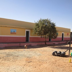 Écoles améliorées pour plus de 2200 filles et garçons des ca ... Image 5