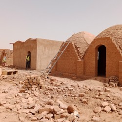 500 case sociali per le famiglie vulnerabili di Agadez, Nige ... Immagine 4